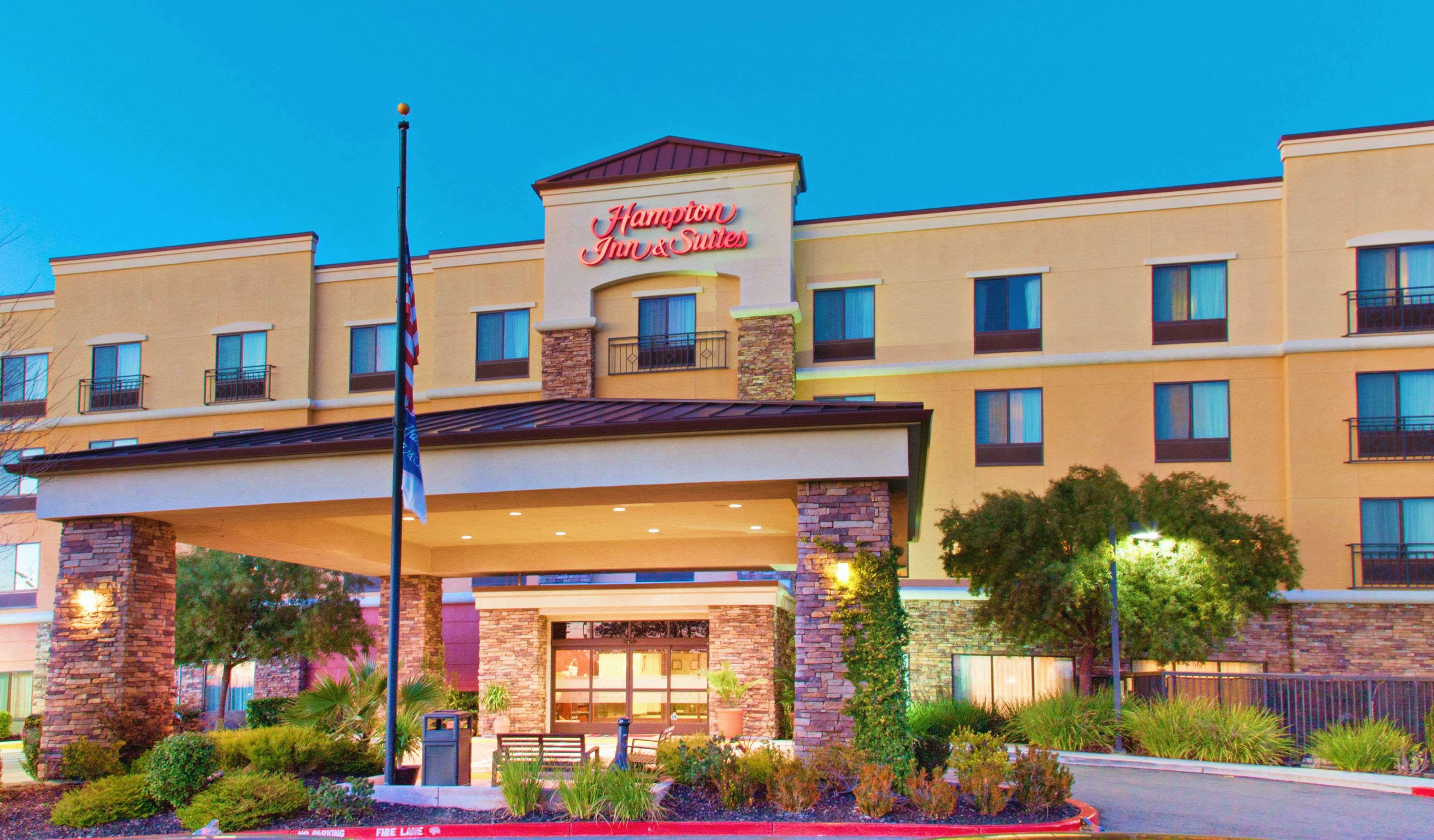 Hampton Inn & Suites Roseville Zewnętrze zdjęcie